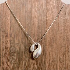 Tiffany & Co. Vintage Large Elsa Peretti Double Teardrop Pendant Necklace